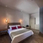 Bluebell Luxury 4* Hanya