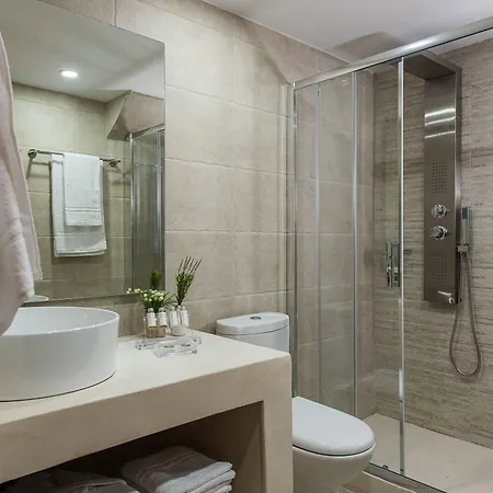 アパートホテル Bluebell Luxury