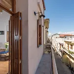 Ξενοδοχείο με διαμερίσματα Bluebell Luxury 4*