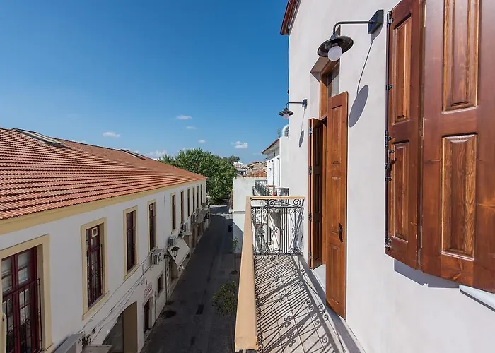 Ξενοδοχείο με διαμερίσματα Bluebell Luxury 4*