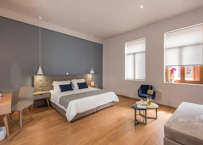 Ξενοδοχείο με διαμερίσματα Bluebell Luxury 4*