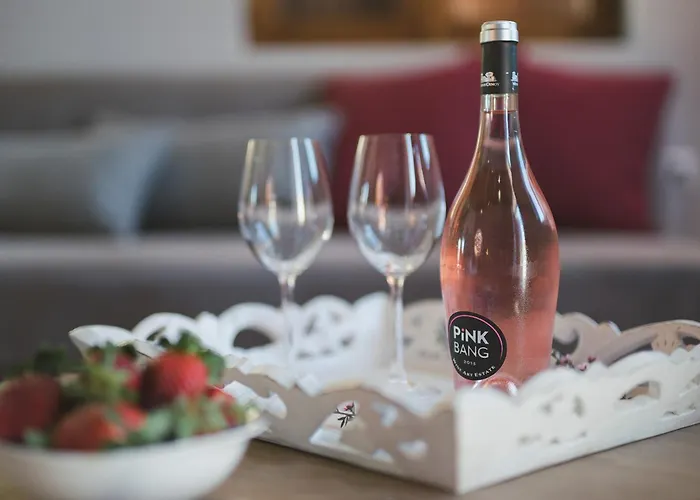 Ξενοδοχείο με διαμερίσματα Bluebell Luxury 4*