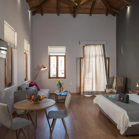 风信子豪华套房住宿加早餐旅馆 4* 干尼亞