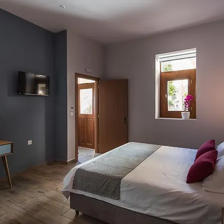 风信子豪华套房住宿加早餐旅馆 4* 干尼亞