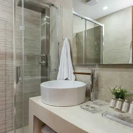 Bluebell Luxury Appart hôtel 3*