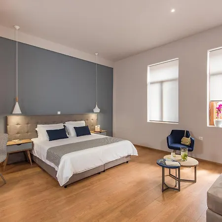 公寓式酒店 风信子豪华套房住宿加早餐旅馆 4*