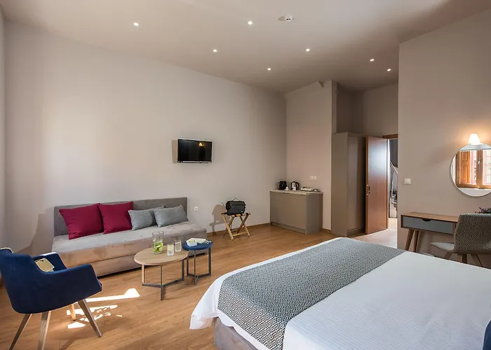 Aparthotel Bluebell Luxury Chania (Crete)